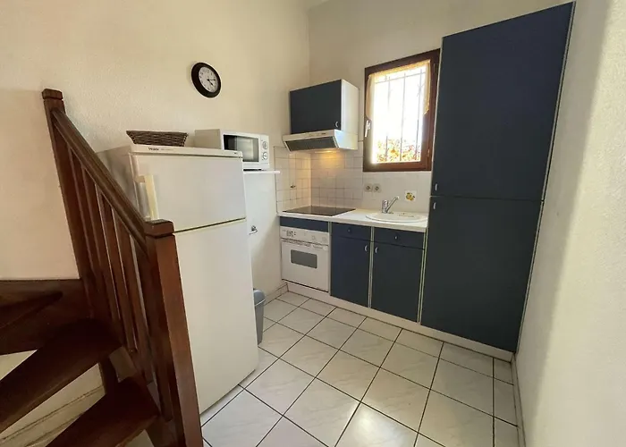 Villa Maison 3 Pieces Mezzanine 6 Couchages St Cyprien Sc390-028 Saint-Cyprien (Pyrenees-Orientales)
